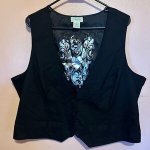 Maurice’s women’s black vest 22
